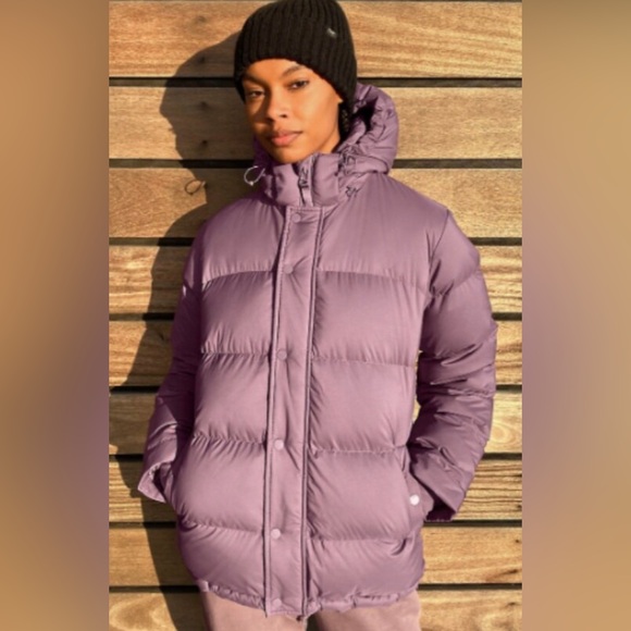 Aritzia TNA Superpuff Short XS - Picture 1 of 4